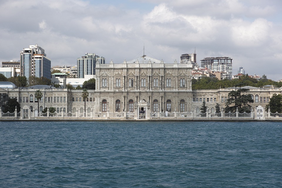 dolmabahce palace 2394619 960 720